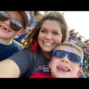 Meet your Posher, Amber